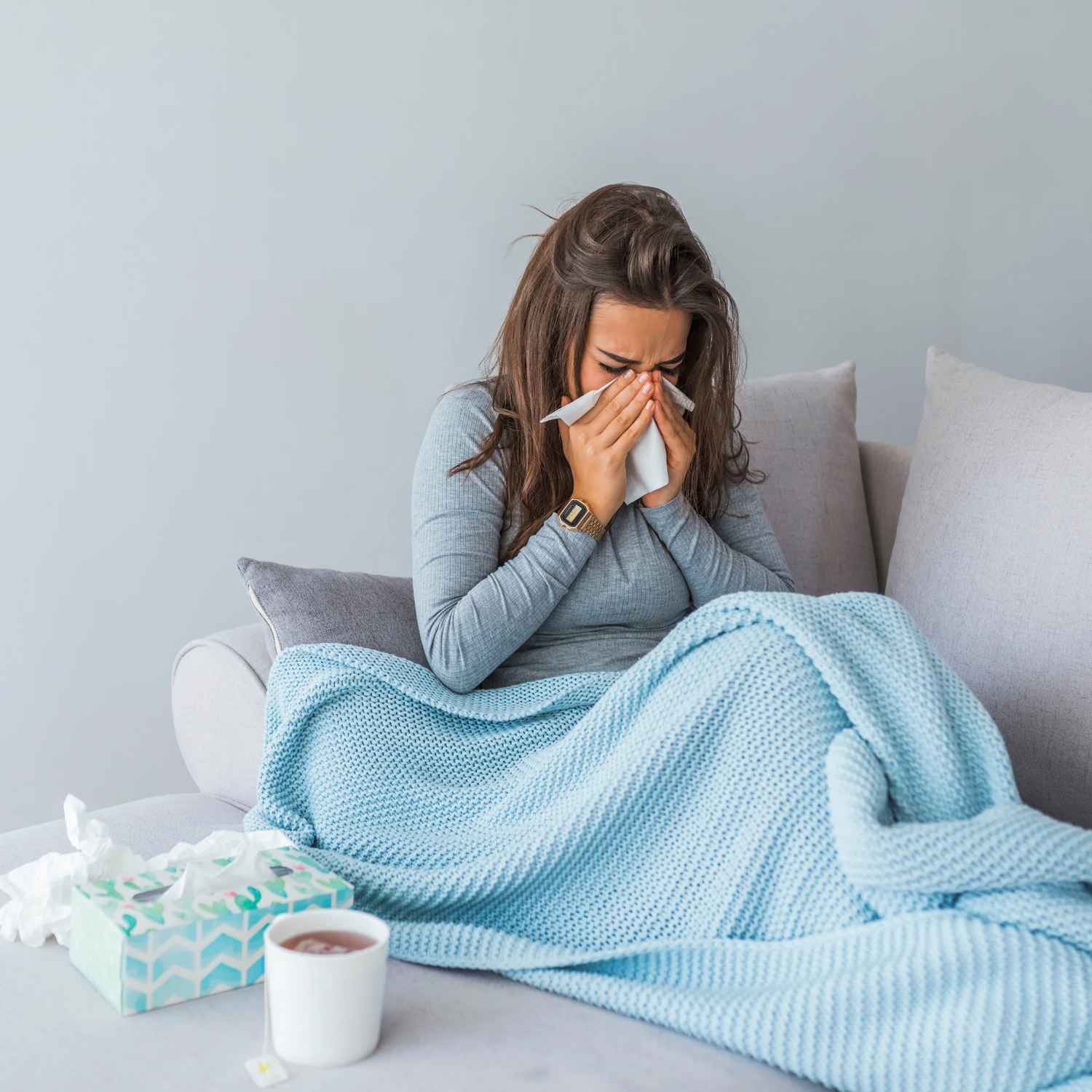 Erkältung vorbeugen: Hausmittel und Vitamine für starke Abwehrkräfte